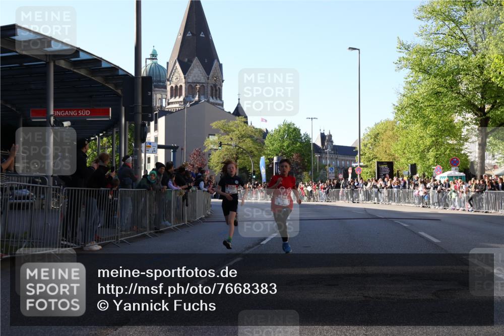25.04.2025 - Das Zehntel Yannick Fuchs http://msf.ph/oto/7668383 26.04.2025 08:49:17 Ziel 1116, 1537, 1945, 2021, 2377, 2383, 2513, 2696, 3488 meine-sportfotos.de