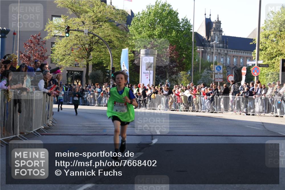 25.04.2025 - Das Zehntel Yannick Fuchs http://msf.ph/oto/7668402 26.04.2025 08:49:19 Ziel 1116, 1537, 1945, 2021, 2377, 2383, 2513, 2696, 2995, 3488 meine-sportfotos.de