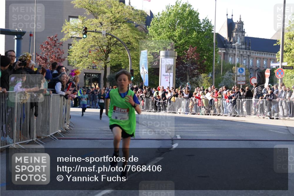 25.04.2025 - Das Zehntel Yannick Fuchs http://msf.ph/oto/7668406 26.04.2025 08:49:20 Ziel 1116, 1537, 1945, 2021, 2377, 2383, 2696, 2995 meine-sportfotos.de