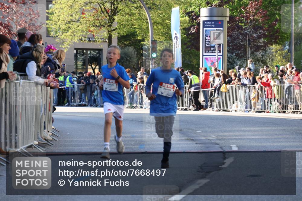 25.04.2025 - Das Zehntel Yannick Fuchs http://msf.ph/oto/7668497 26.04.2025 08:49:37 Ziel 1107, 1131, 2014, 3539, 3540 meine-sportfotos.de