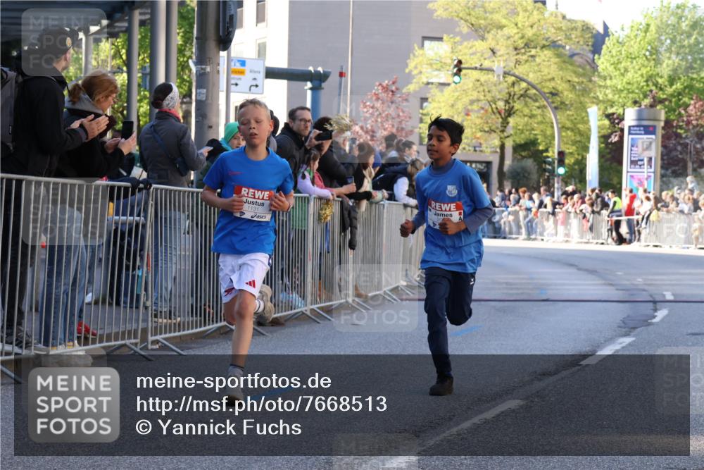 25.04.2025 - Das Zehntel Yannick Fuchs http://msf.ph/oto/7668513 26.04.2025 08:49:39 Ziel 1107, 1131, 2014, 3539, 3540 meine-sportfotos.de