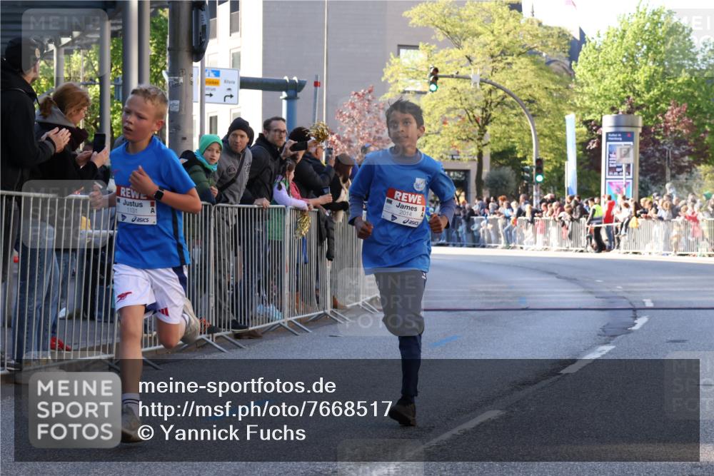 25.04.2025 - Das Zehntel Yannick Fuchs http://msf.ph/oto/7668517 26.04.2025 08:49:40 Ziel 1107, 1131, 2014 meine-sportfotos.de