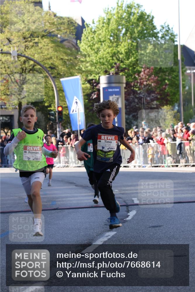 25.04.2025 - Das Zehntel Yannick Fuchs http://msf.ph/oto/7668614 26.04.2025 08:50:11 Ziel 1283, 2098, 2103, 2208, 2349, 2655, 2728, 2874, 3233, 3485, 3527, 3528 meine-sportfotos.de