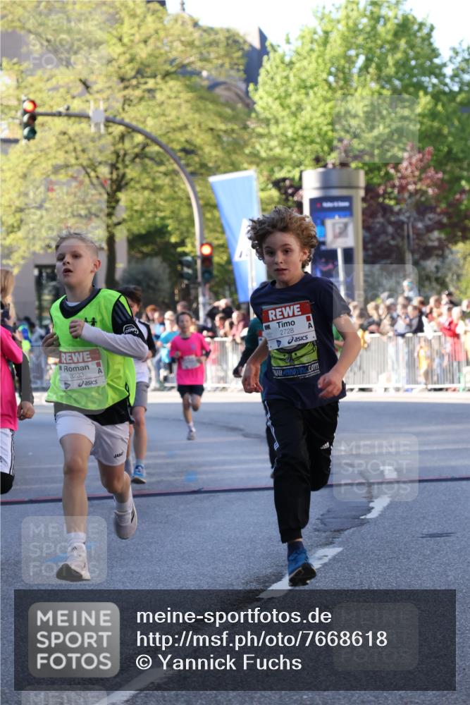 25.04.2025 - Das Zehntel Yannick Fuchs http://msf.ph/oto/7668618 26.04.2025 08:50:12 Ziel 1283, 2098, 2103, 2208, 2349, 2655, 2728, 2874, 3233, 3485, 3527, 3528 meine-sportfotos.de