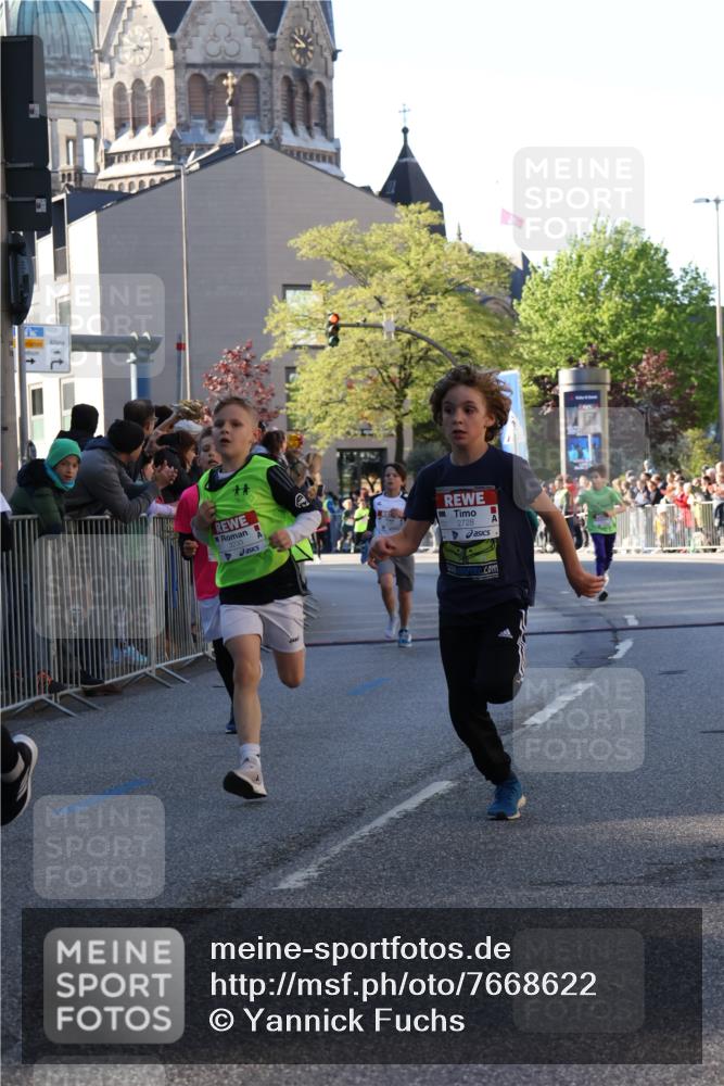 25.04.2025 - Das Zehntel Yannick Fuchs http://msf.ph/oto/7668622 26.04.2025 08:50:12 Ziel 1283, 2098, 2103, 2208, 2349, 2655, 2728, 2874, 3233, 3485, 3527, 3528 meine-sportfotos.de