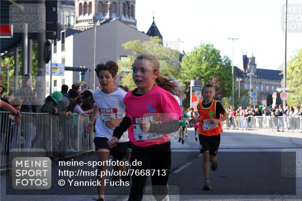 25.04.2025 - Das Zehntel Yannick Fuchs http://msf.ph/oto/7668713 26.04.2025 08:50:27 Ziel 1458, 1884, 2098, 2103, 2156, 2166, 2397, 2492, 2517, 2800, 2849, 2852, 2855, 2903, 2920, 2935, 3210, 3214, 3445, 3520, 3774, 3812, 3849, 3872 meine-sportfotos.de