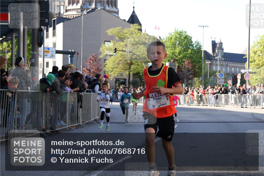 25.04.2025 - Das Zehntel Yannick Fuchs http://msf.ph/oto/7668716 26.04.2025 08:50:28 Ziel 1458, 1476, 1884, 2098, 2103, 2156, 2166, 2397, 2492, 2517, 2800, 2849, 2852, 2855, 2903, 2920, 2935, 3210, 3214, 3445, 3520, 3774, 3812, 3849, 3872 meine-sportfotos.de