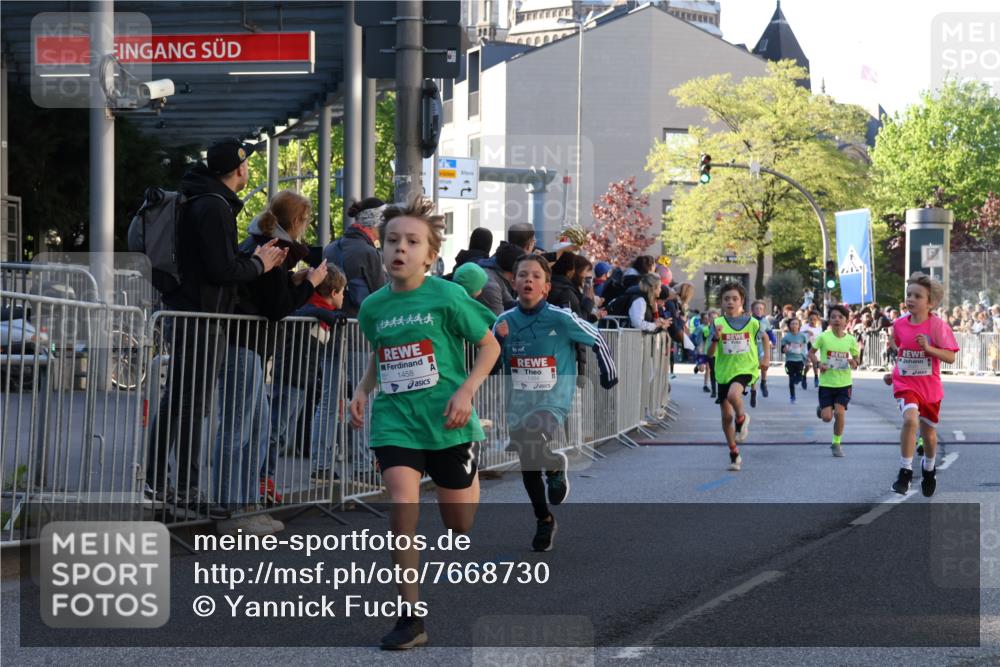 25.04.2025 - Das Zehntel Yannick Fuchs http://msf.ph/oto/7668730 26.04.2025 08:50:31 Ziel 1458, 1473, 1476, 1884, 2156, 2166, 2397, 2800, 2849, 2852, 2855, 2903, 2920, 2935, 3210, 3214, 3445, 3520, 3774, 3812, 3849, 3872 meine-sportfotos.de