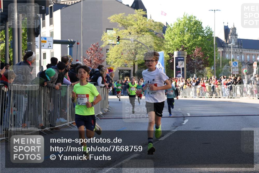 25.04.2025 - Das Zehntel Yannick Fuchs http://msf.ph/oto/7668759 26.04.2025 08:50:34 Ziel 1458, 1473, 1476, 1884, 2156, 2166, 2392, 2643, 2711, 2852, 2903, 2920, 2935, 3210, 3214, 3520, 3849 meine-sportfotos.de