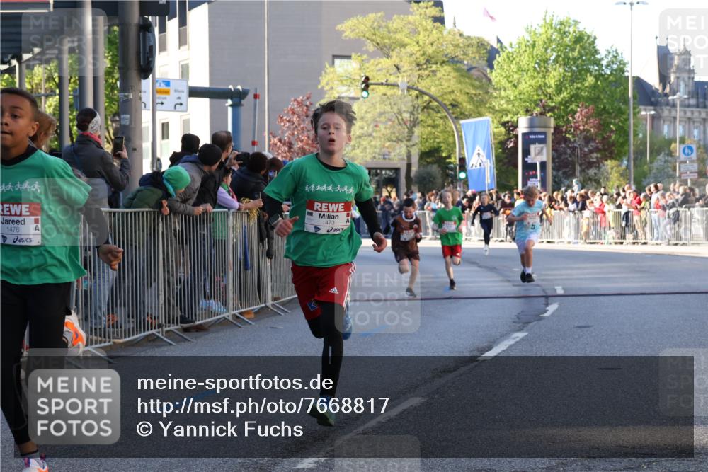 25.04.2025 - Das Zehntel Yannick Fuchs http://msf.ph/oto/7668817 26.04.2025 08:50:40 Ziel 1114, 1473, 1476, 2392, 2643, 2711, 2731, 2852, 2903, 2920, 2935, 3214 meine-sportfotos.de