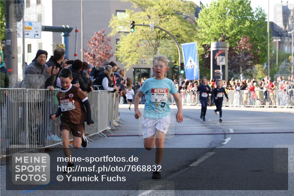 25.04.2025 - Das Zehntel Yannick Fuchs http://msf.ph/oto/7668832 26.04.2025 08:50:42 Ziel 1114, 1473, 1476, 2392, 2643, 2711, 2731, 2734, 2840, 2852, 2903, 2920, 2935, 3214, 3782 meine-sportfotos.de