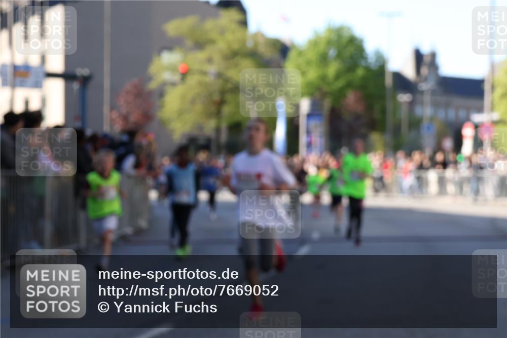 25.04.2025 - Das Zehntel Yannick Fuchs http://msf.ph/oto/7669052 26.04.2025 08:51:18 Ziel 1177, 1488, 1546, 1621, 1757, 1943, 2010, 2213, 2309, 2348, 2505, 2621, 2667, 2672, 2684, 2700, 2848, 2853, 2907, 2914, 3049, 3066, 3097, 3099, 3188, 3538, 3808, 3856, 3877 meine-sportfotos.de