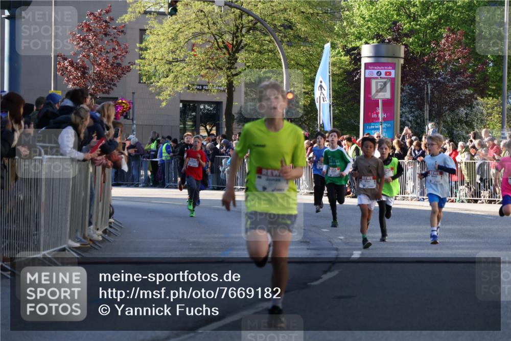 25.04.2025 - Das Zehntel Yannick Fuchs http://msf.ph/oto/7669182 26.04.2025 08:51:41 Ziel 1176, 1207, 1232, 1245, 1654, 1788, 1939, 2015, 2149, 2161, 2886, 3404, 3450, 3516, 3595, 3720, 3873 meine-sportfotos.de