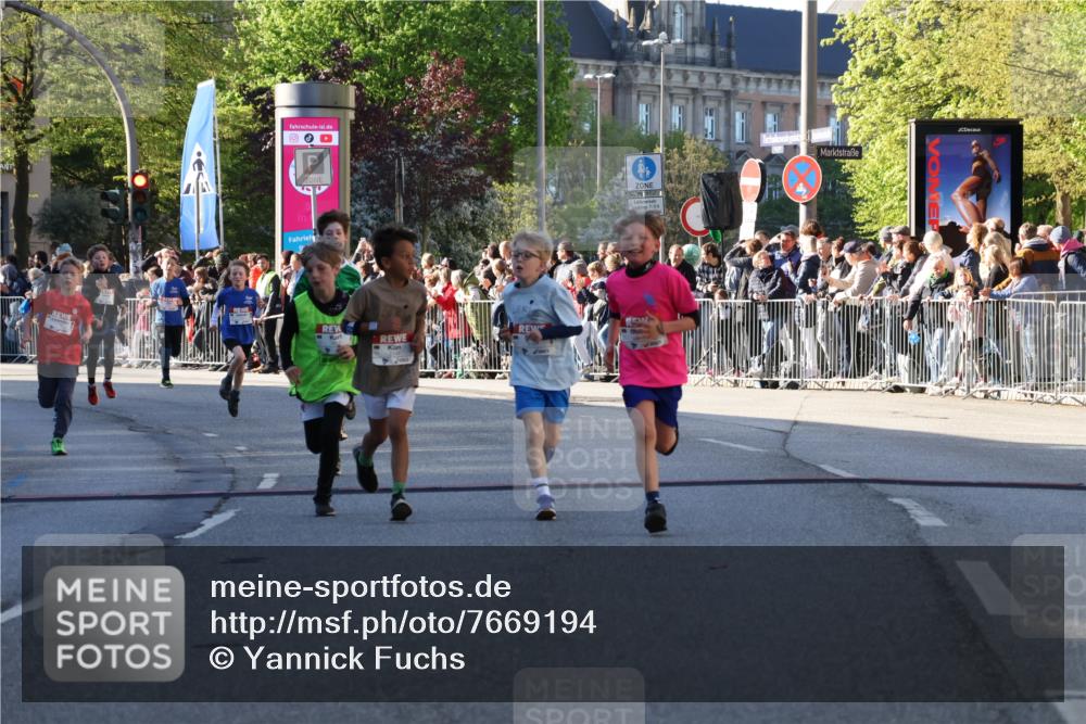 25.04.2025 - Das Zehntel Yannick Fuchs http://msf.ph/oto/7669194 26.04.2025 08:51:44 Ziel 1166, 1176, 1207, 1208, 1232, 1245, 1654, 1788, 2015, 2149, 2161, 2886, 3404, 3450, 3516, 3530, 3595, 3873 meine-sportfotos.de