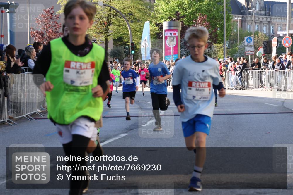 25.04.2025 - Das Zehntel Yannick Fuchs http://msf.ph/oto/7669230 26.04.2025 08:51:48 Ziel 1166, 1176, 1207, 1208, 1232, 1245, 1654, 1788, 2015, 2149, 2161, 2886, 3060, 3212, 3404, 3450, 3496, 3516, 3530, 3595, 3873 meine-sportfotos.de