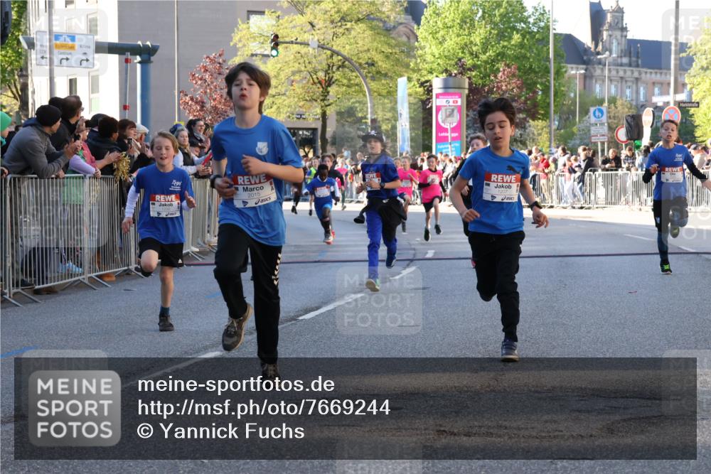 25.04.2025 - Das Zehntel Yannick Fuchs http://msf.ph/oto/7669244 26.04.2025 08:51:51 Ziel 1166, 1176, 1207, 1208, 1232, 1245, 1654, 1788, 2015, 2023, 2149, 2161, 2355, 2364, 2886, 3060, 3212, 3407, 3450, 3496, 3516, 3530, 3595 meine-sportfotos.de