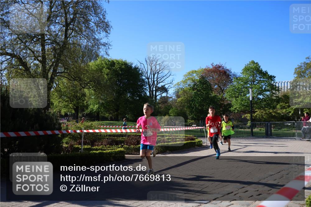 25.04.2025 - Das Zehntel Zöllner http://msf.ph/oto/7669813 26.04.2025 07:39:54 Laufen  meine-sportfotos.de