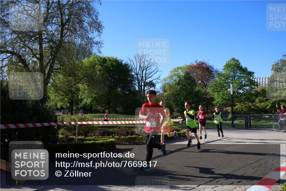 25.04.2025 - Das Zehntel Zöllner http://msf.ph/oto/7669817 26.04.2025 07:39:55 Laufen  meine-sportfotos.de