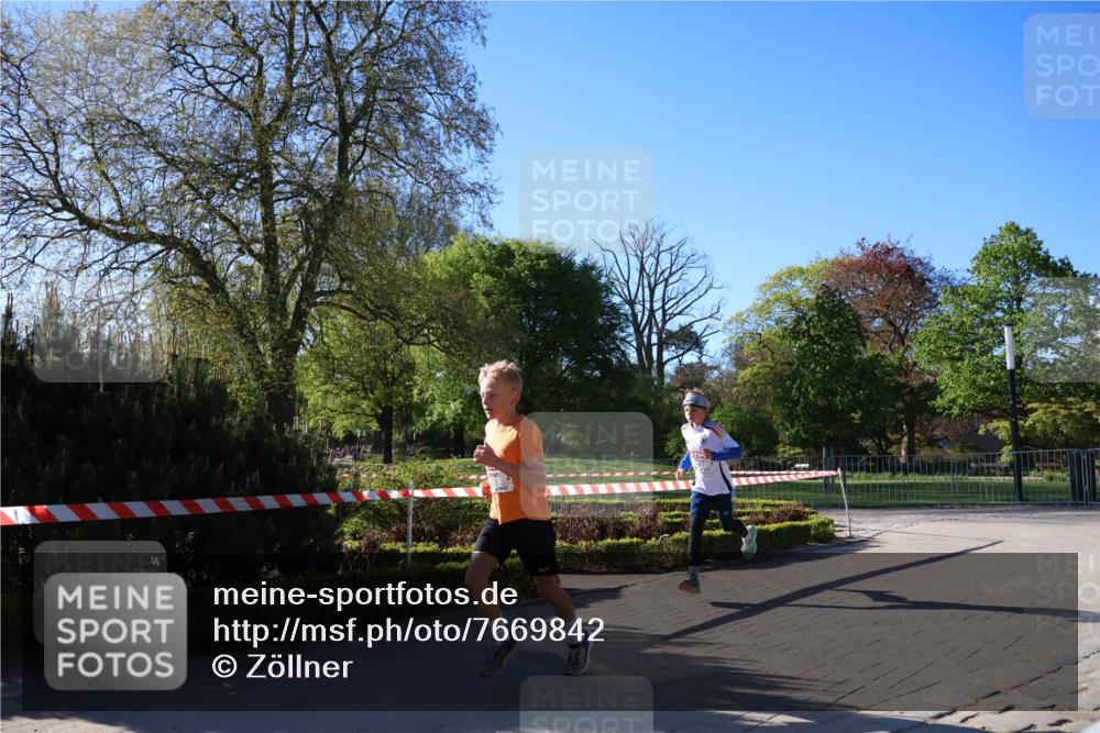 25.04.2025 - Das Zehntel Zöllner http://msf.ph/oto/7669842 26.04.2025 07:40:00 Laufen  meine-sportfotos.de