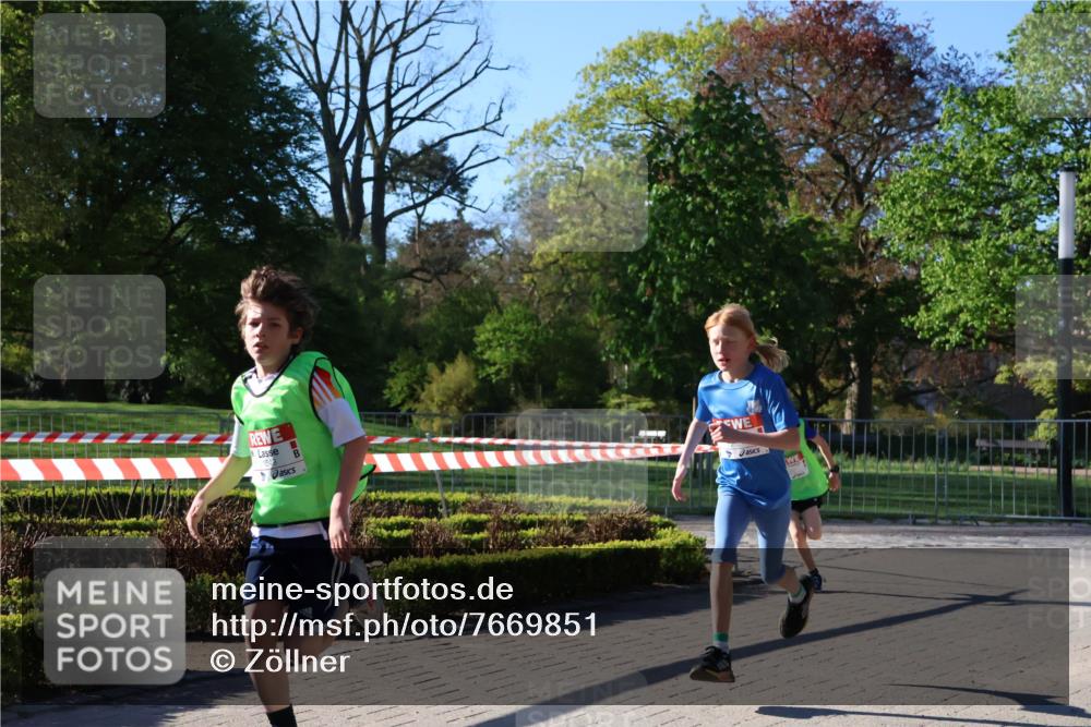 25.04.2025 - Das Zehntel Zöllner http://msf.ph/oto/7669851 26.04.2025 07:40:08 Laufen  meine-sportfotos.de
