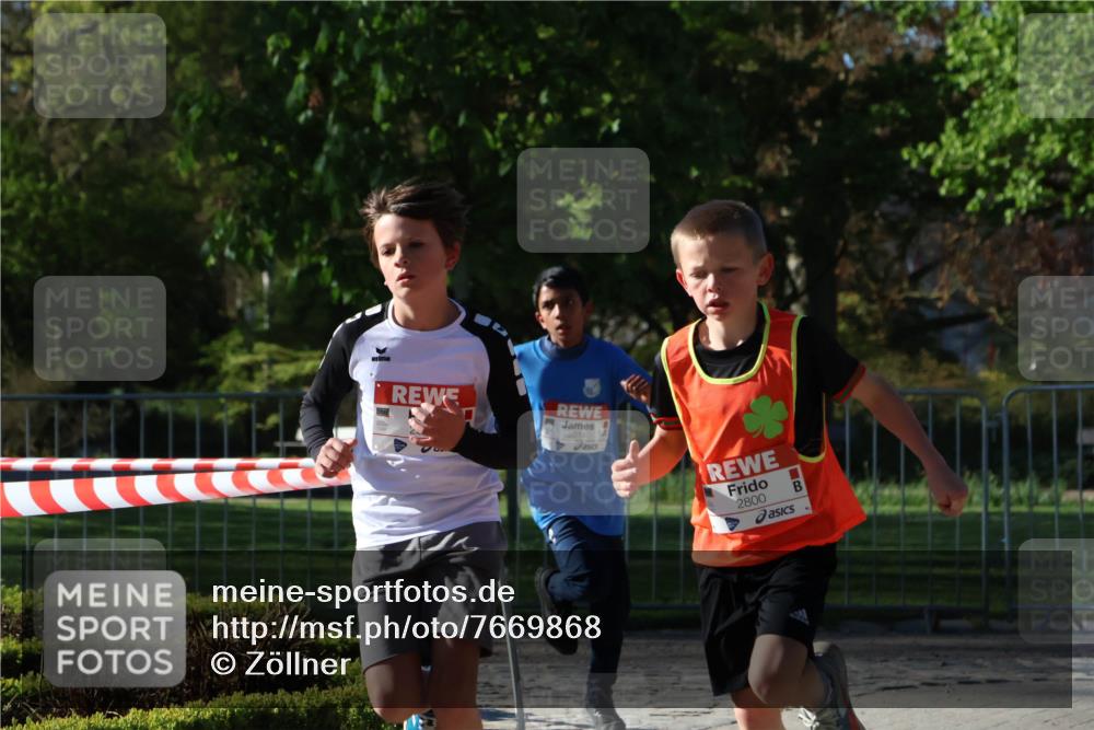 25.04.2025 - Das Zehntel Zöllner http://msf.ph/oto/7669868 26.04.2025 07:40:12 Laufen 2014, 2800 meine-sportfotos.de