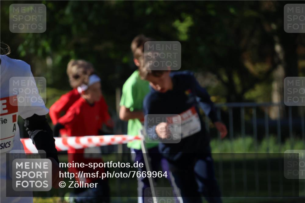 25.04.2025 - Das Zehntel Zöllner http://msf.ph/oto/7669964 26.04.2025 07:40:33 Laufen  meine-sportfotos.de
