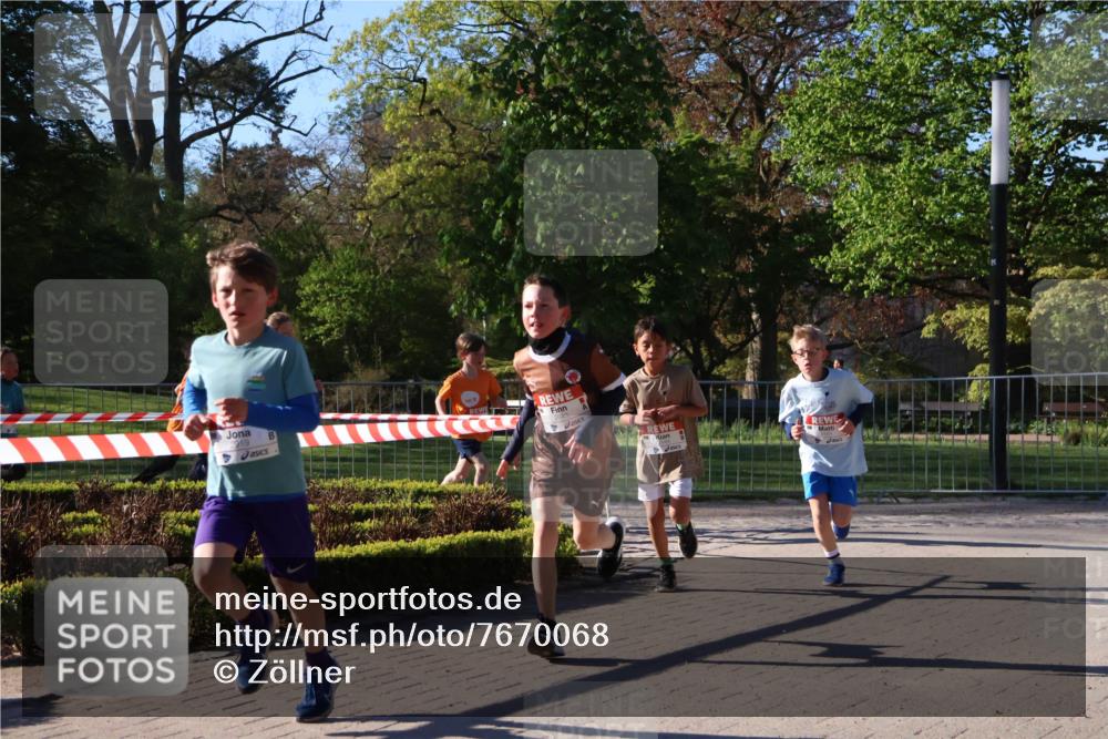 25.04.2025 - Das Zehntel Zöllner http://msf.ph/oto/7670068 26.04.2025 07:40:47 Laufen 2919, 2643 meine-sportfotos.de