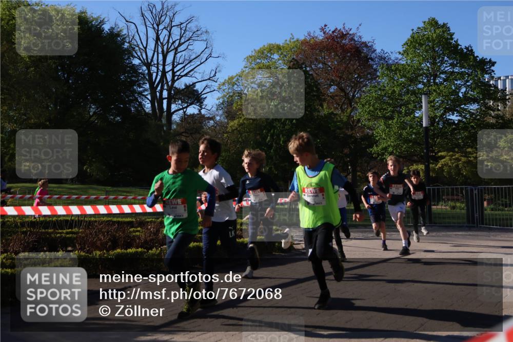 25.04.2025 - Das Zehntel Zöllner http://msf.ph/oto/7672068 26.04.2025 07:40:53 Laufen  meine-sportfotos.de