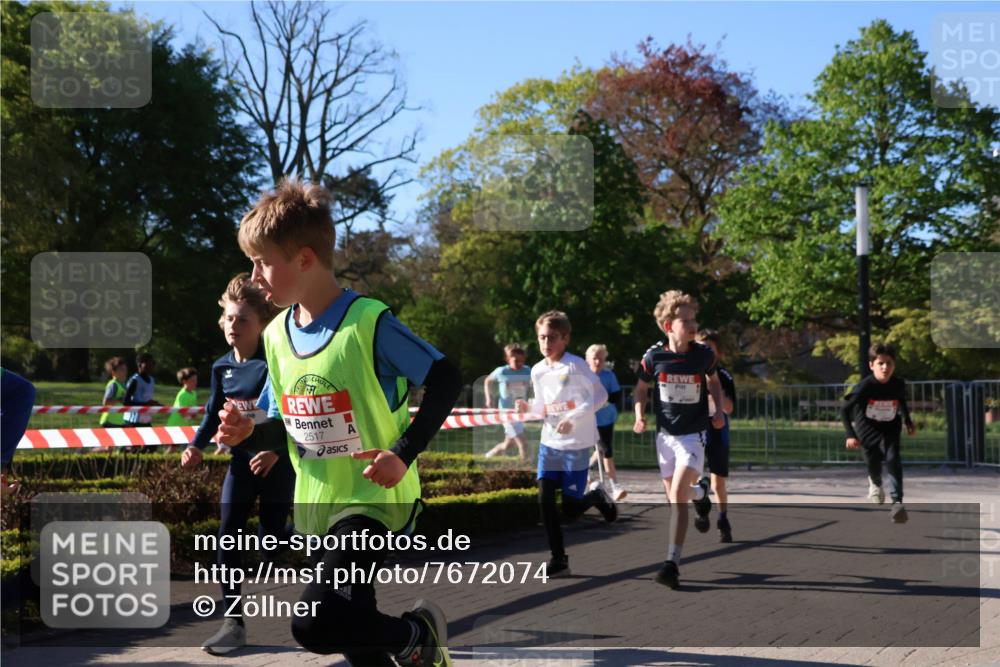 25.04.2025 - Das Zehntel Zöllner http://msf.ph/oto/7672074 26.04.2025 07:40:54 Laufen 2517 meine-sportfotos.de