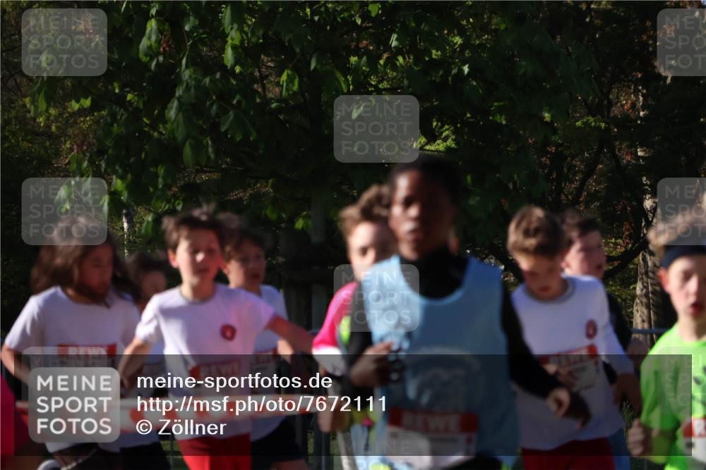 25.04.2025 - Das Zehntel Zöllner http://msf.ph/oto/7672111 26.04.2025 07:40:58 Laufen  meine-sportfotos.de