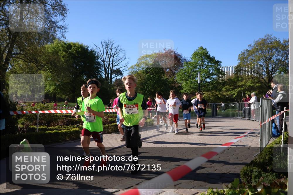 25.04.2025 - Das Zehntel Zöllner http://msf.ph/oto/7672135 26.04.2025 07:41:00 Laufen  meine-sportfotos.de