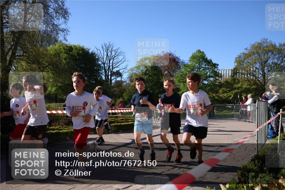 25.04.2025 - Das Zehntel Zöllner http://msf.ph/oto/7672150 26.04.2025 07:41:02 Laufen  meine-sportfotos.de