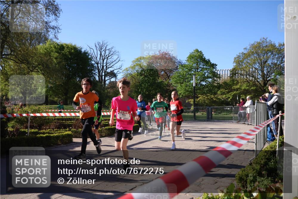 25.04.2025 - Das Zehntel Zöllner http://msf.ph/oto/7672275 26.04.2025 07:41:12 Laufen  meine-sportfotos.de