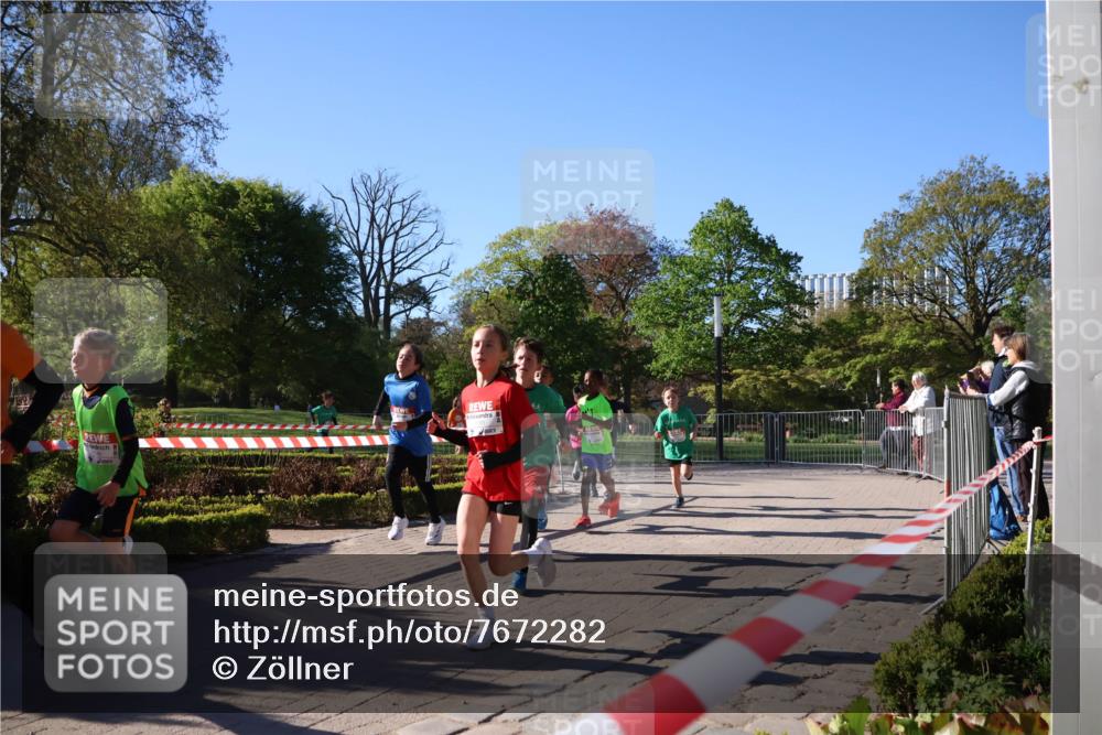 25.04.2025 - Das Zehntel Zöllner http://msf.ph/oto/7672282 26.04.2025 07:41:13 Laufen  meine-sportfotos.de