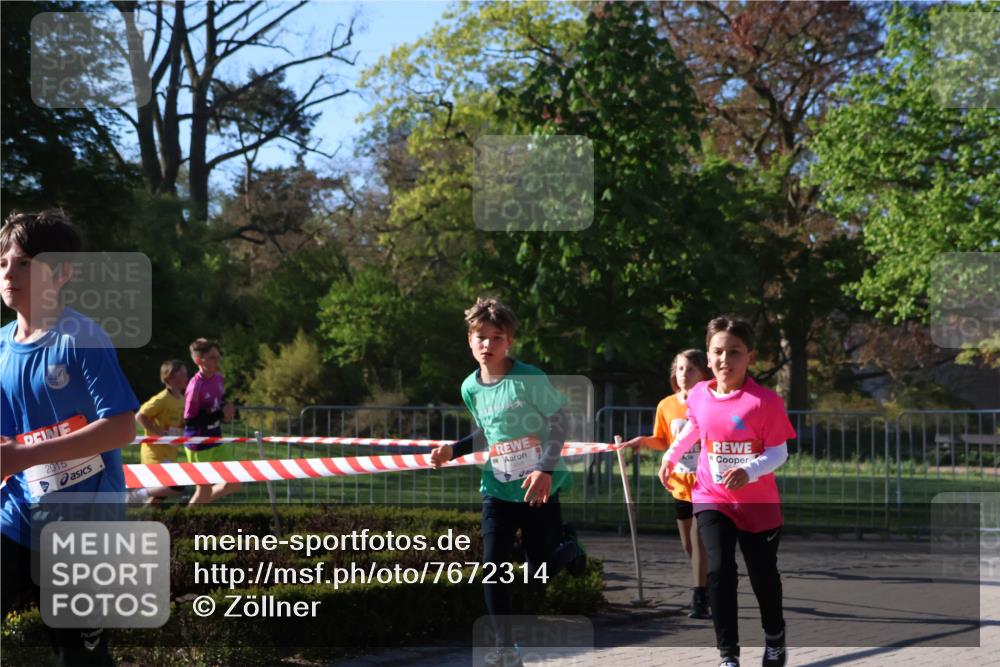 25.04.2025 - Das Zehntel Zöllner http://msf.ph/oto/7672314 26.04.2025 07:41:16 Laufen 2015 meine-sportfotos.de