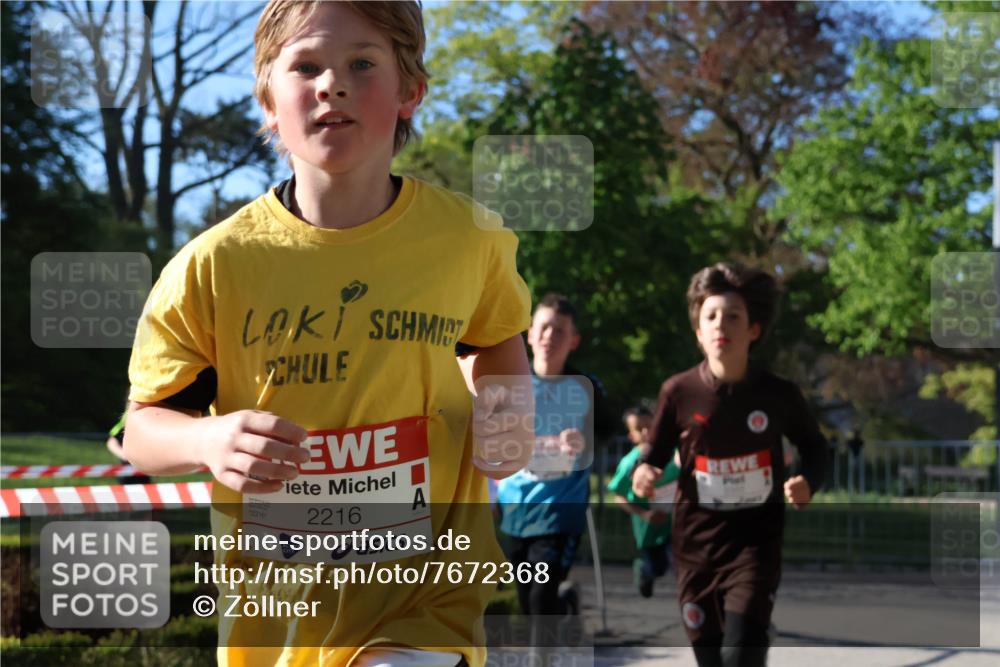 25.04.2025 - Das Zehntel Zöllner http://msf.ph/oto/7672368 26.04.2025 07:41:21 Laufen 2216, 2216, 3 meine-sportfotos.de