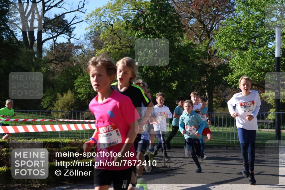 25.04.2025 - Das Zehntel Zöllner http://msf.ph/oto/7672410 26.04.2025 07:41:26 Laufen 3404 meine-sportfotos.de