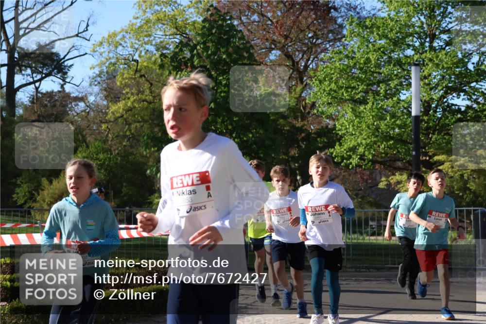 25.04.2025 - Das Zehntel Zöllner http://msf.ph/oto/7672427 26.04.2025 07:41:27 Laufen 2907, 2853 meine-sportfotos.de
