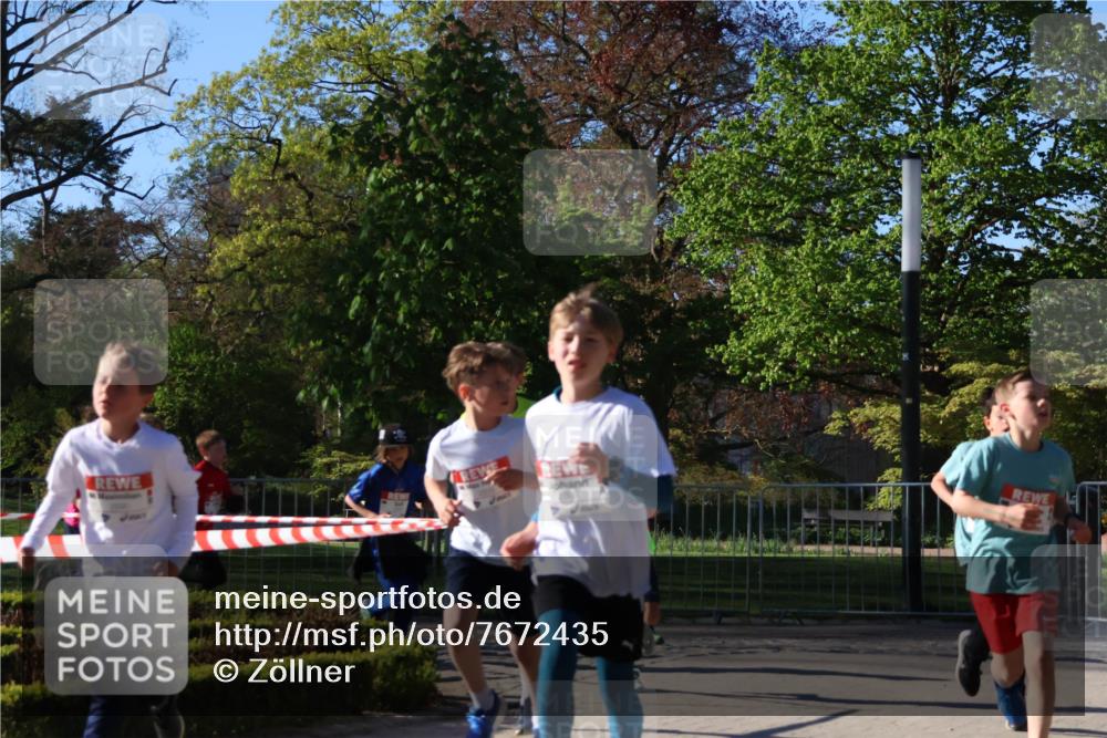 25.04.2025 - Das Zehntel Zöllner http://msf.ph/oto/7672435 26.04.2025 07:41:28 Laufen  meine-sportfotos.de