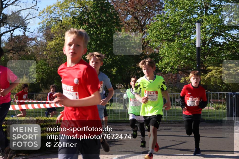 25.04.2025 - Das Zehntel Zöllner http://msf.ph/oto/7672474 26.04.2025 07:41:31 Laufen 1541, 2733 meine-sportfotos.de