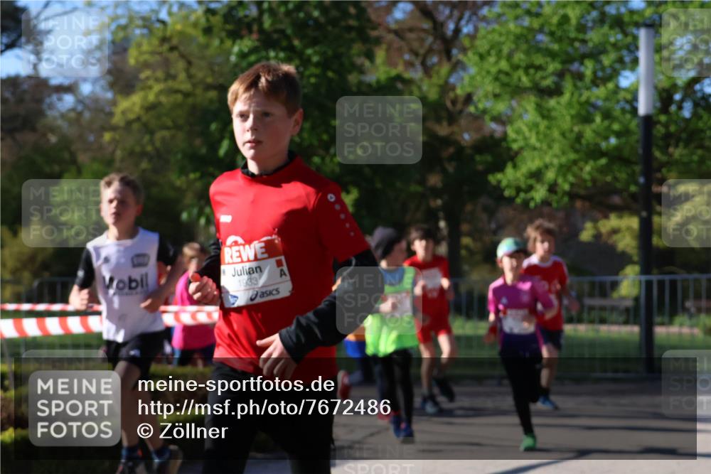 25.04.2025 - Das Zehntel Zöllner http://msf.ph/oto/7672486 26.04.2025 07:41:33 Laufen 1933 meine-sportfotos.de
