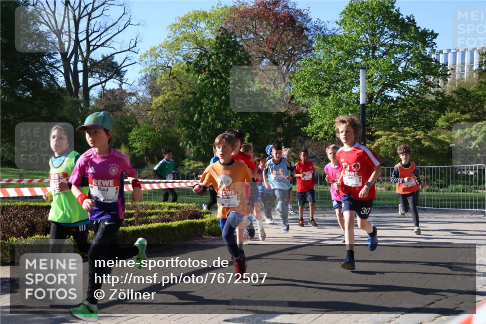 25.04.2025 - Das Zehntel Zöllner http://msf.ph/oto/7672507 26.04.2025 07:41:35 Laufen 2827, 30 meine-sportfotos.de