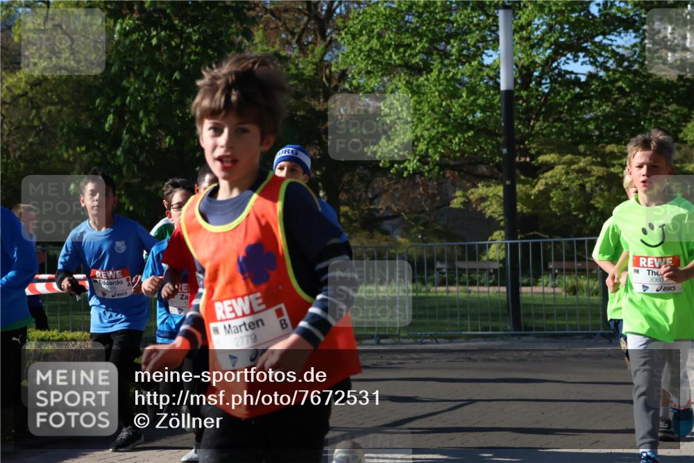 25.04.2025 - Das Zehntel Zöllner http://msf.ph/oto/7672531 26.04.2025 07:41:38 Laufen 2779, 3060 meine-sportfotos.de