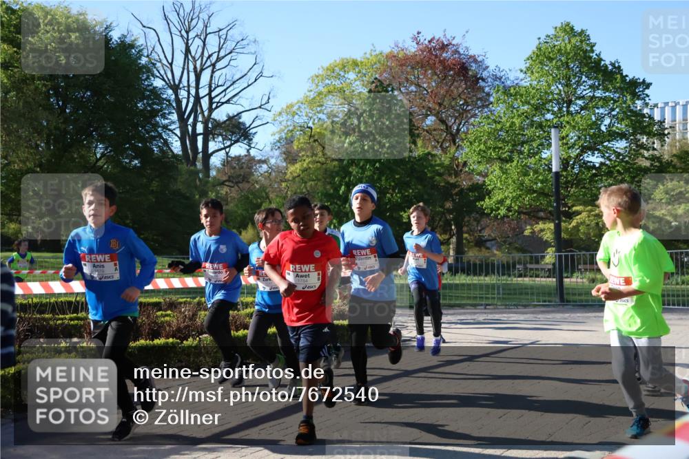 25.04.2025 - Das Zehntel Zöllner http://msf.ph/oto/7672540 26.04.2025 07:41:38 Laufen 479, 1784 meine-sportfotos.de