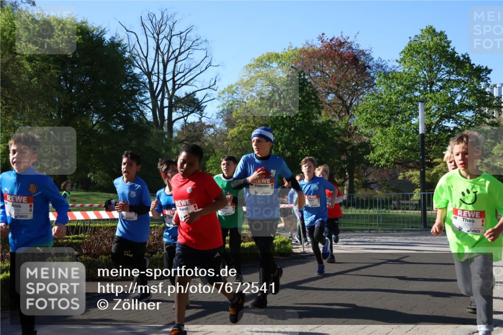 25.04.2025 - Das Zehntel Zöllner http://msf.ph/oto/7672541 26.04.2025 07:41:39 Laufen 1479, 3060 meine-sportfotos.de