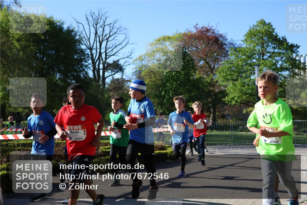 25.04.2025 - Das Zehntel Zöllner http://msf.ph/oto/7672546 26.04.2025 07:41:39 Laufen 1784 meine-sportfotos.de