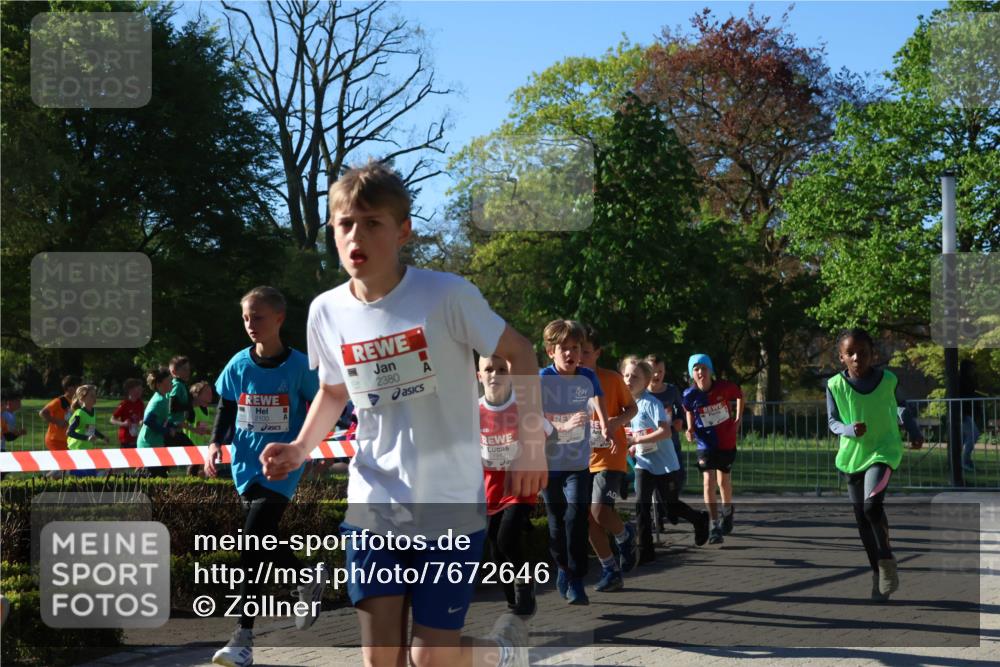25.04.2025 - Das Zehntel Zöllner http://msf.ph/oto/7672646 26.04.2025 07:41:48 Laufen 2100, 2380 meine-sportfotos.de