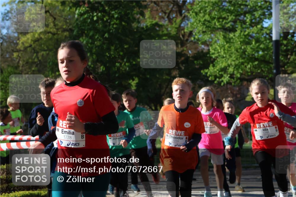 25.04.2025 - Das Zehntel Zöllner http://msf.ph/oto/7672667 26.04.2025 07:41:51 Laufen 1778, 3759, 1768 meine-sportfotos.de