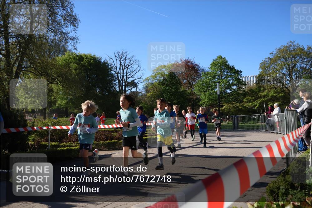 25.04.2025 - Das Zehntel Zöllner http://msf.ph/oto/7672748 26.04.2025 07:42:06 Laufen  meine-sportfotos.de