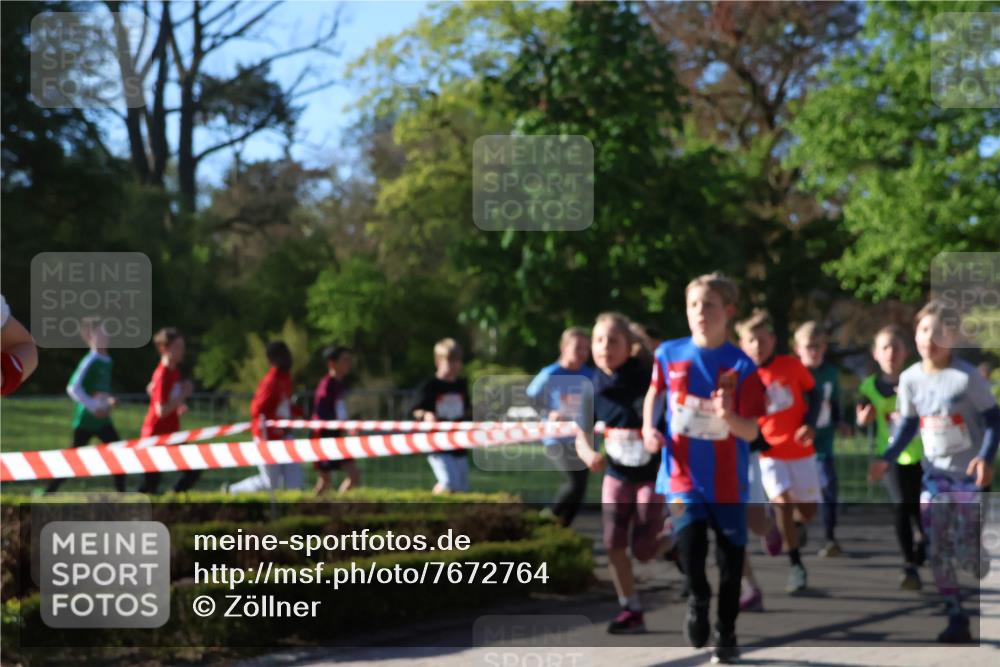 25.04.2025 - Das Zehntel Zöllner http://msf.ph/oto/7672764 26.04.2025 07:42:10 Laufen  meine-sportfotos.de